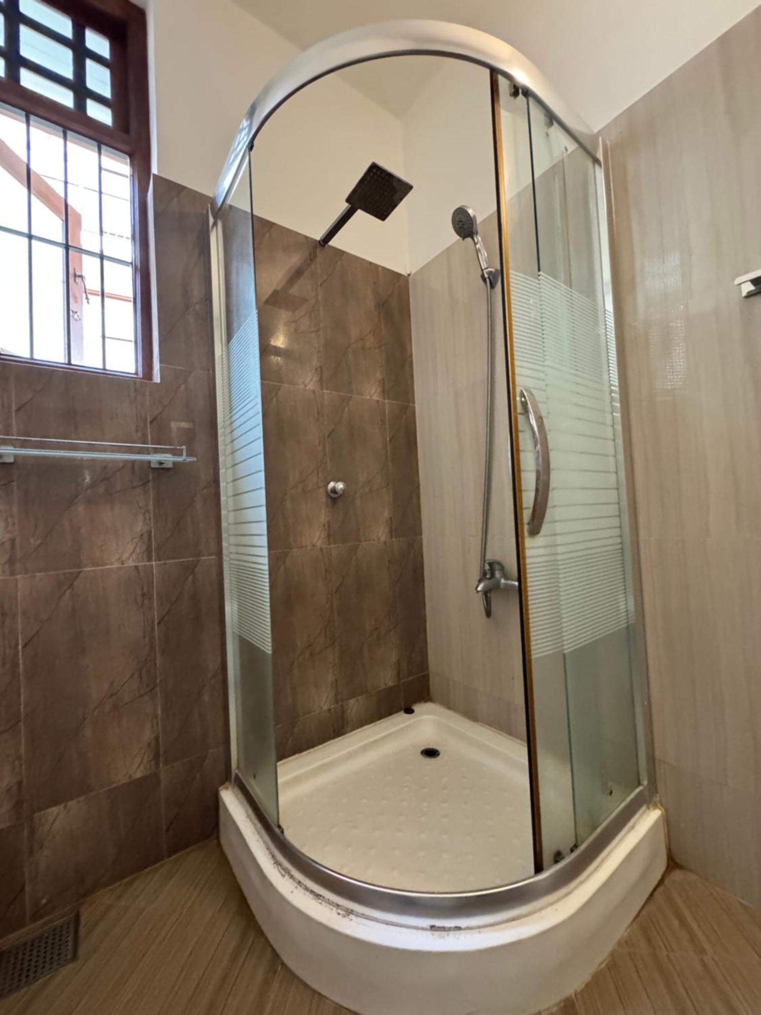 Grand Royal Villa נגומבו מראה חיצוני תמונה