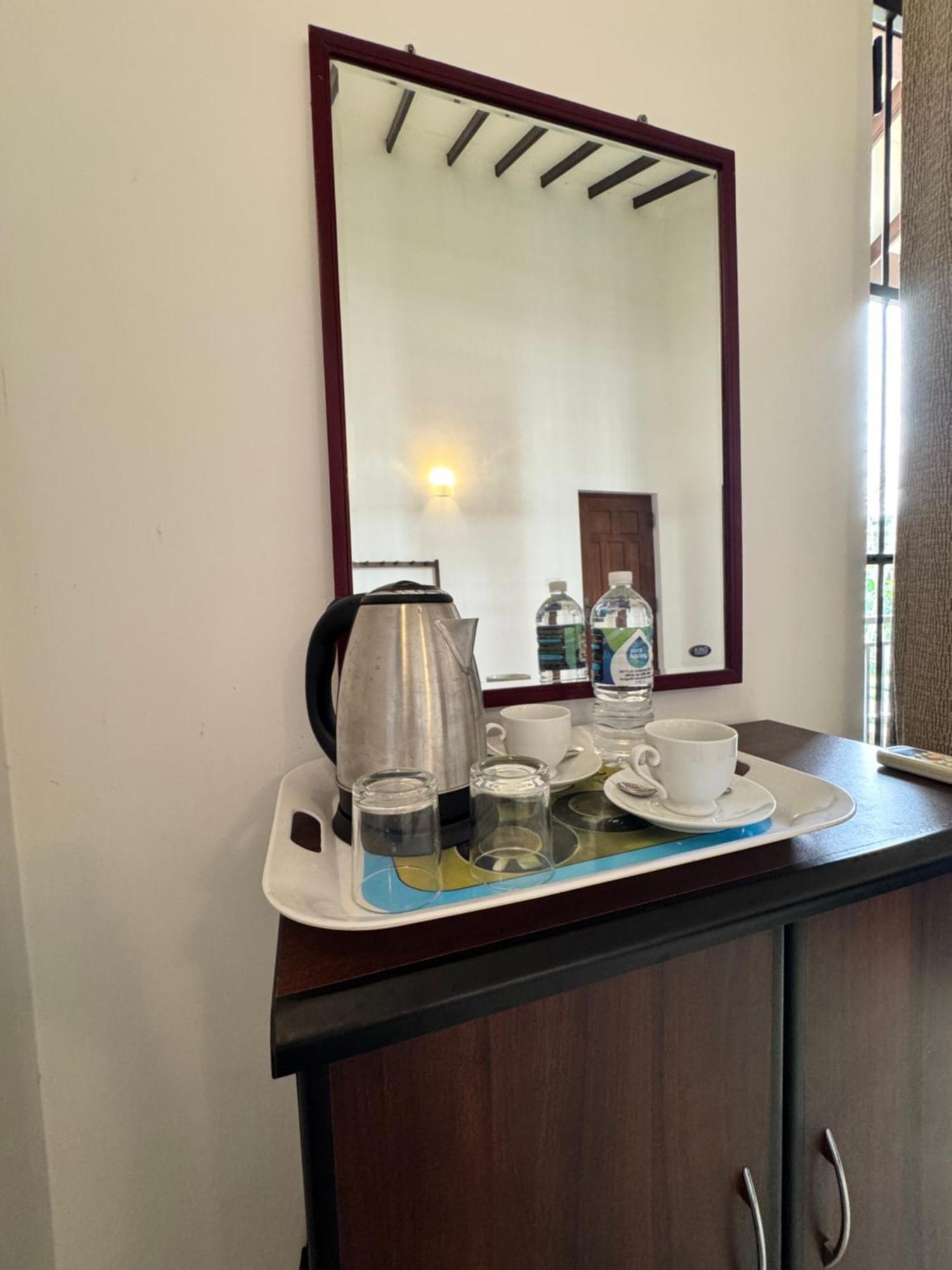 Grand Royal Villa נגומבו מראה חיצוני תמונה
