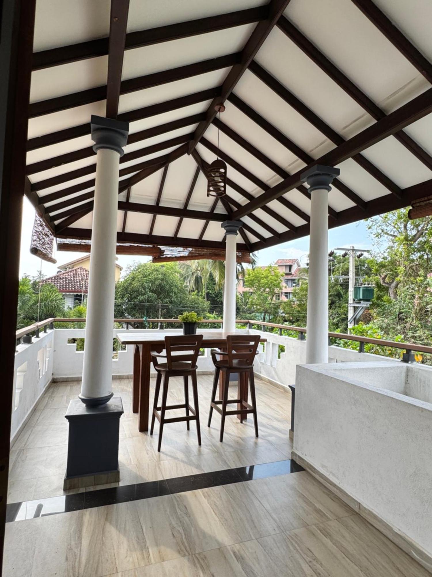 Grand Royal Villa נגומבו מראה חיצוני תמונה