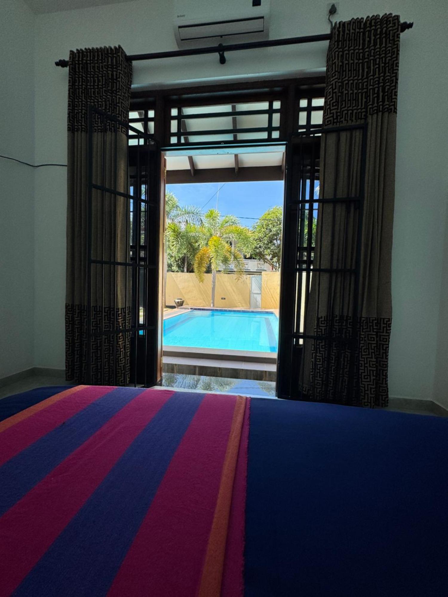 Grand Royal Villa נגומבו מראה חיצוני תמונה
